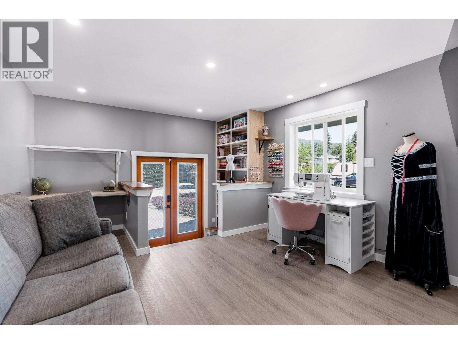 1381 Oxford Street, Coquitlam, British Columbia  V3E 3G5 - Photo 24 - R3114406