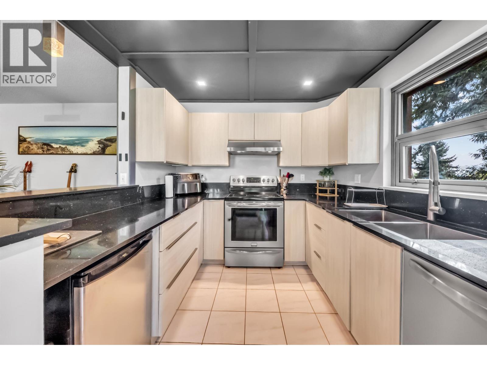 220 7288 Acorn Avenue, Burnaby, British Columbia  V5E 4H6 - Photo 2 - R3114287