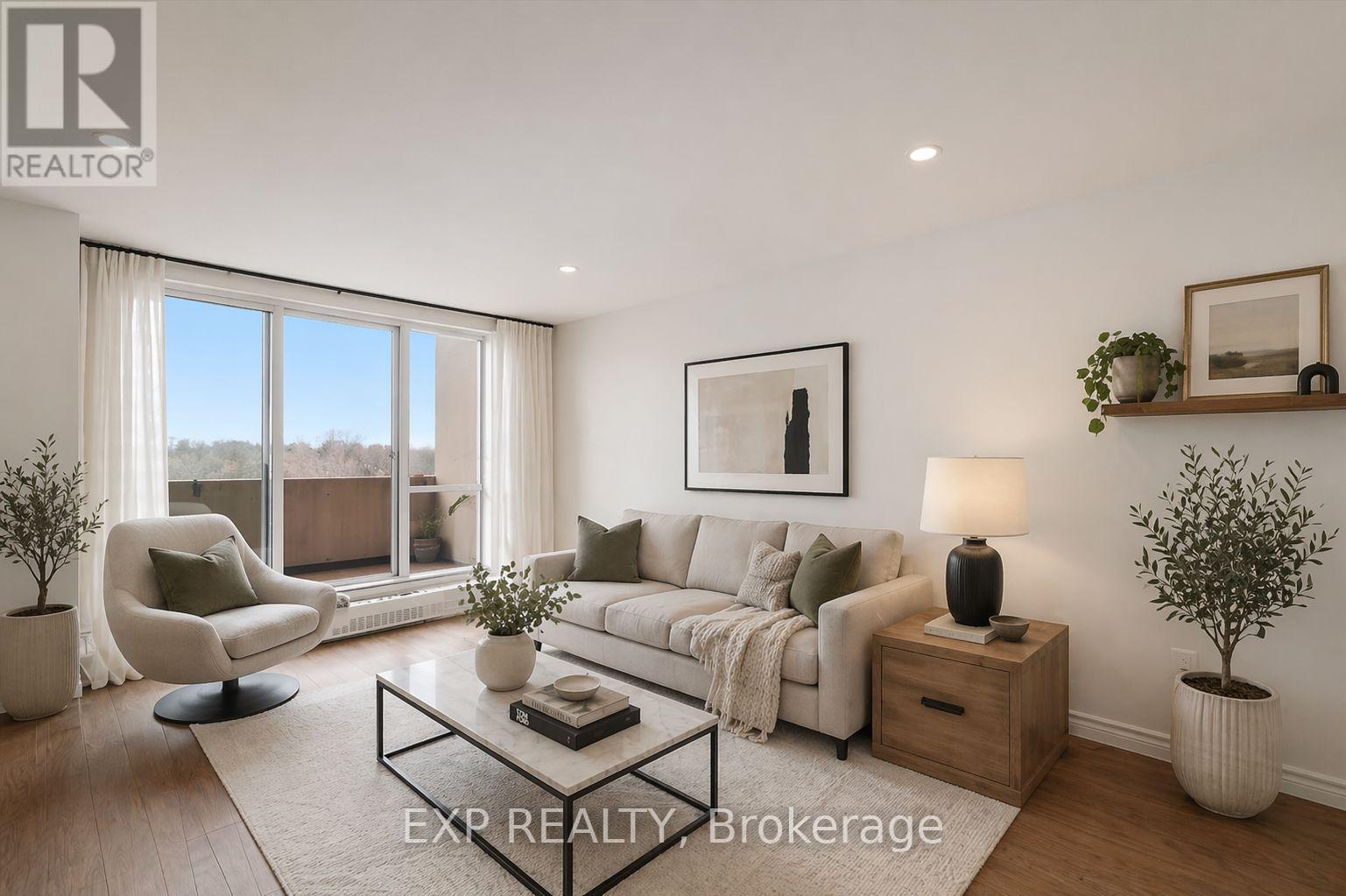 617 - 60 Southport Street, Toronto, Ontario  M6S 3N4 - Photo 2 - W12979638