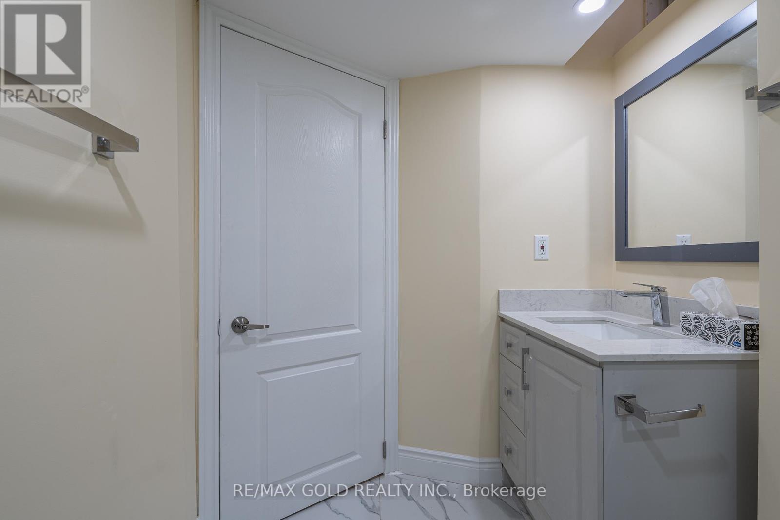 102 Bunchberry Way, Brampton, Ontario  L6R 2E8 - Photo 29 - W13006348