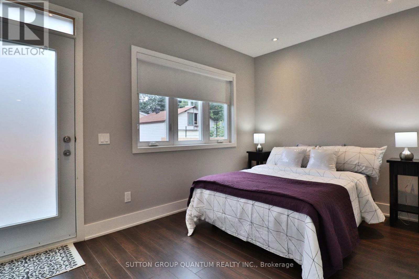 Main - 35 Cloverdale Road, Toronto, Ontario  M6N 3L6 - Photo 10 - W13027932