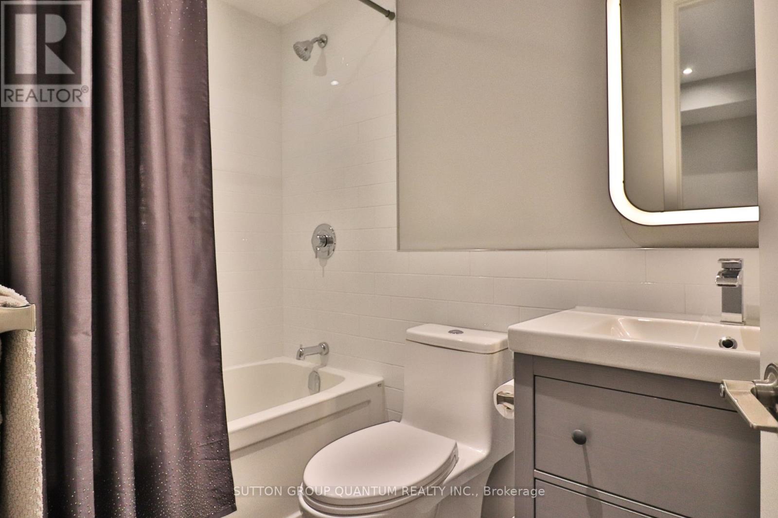 Main - 35 Cloverdale Road, Toronto, Ontario  M6N 3L6 - Photo 11 - W13027932