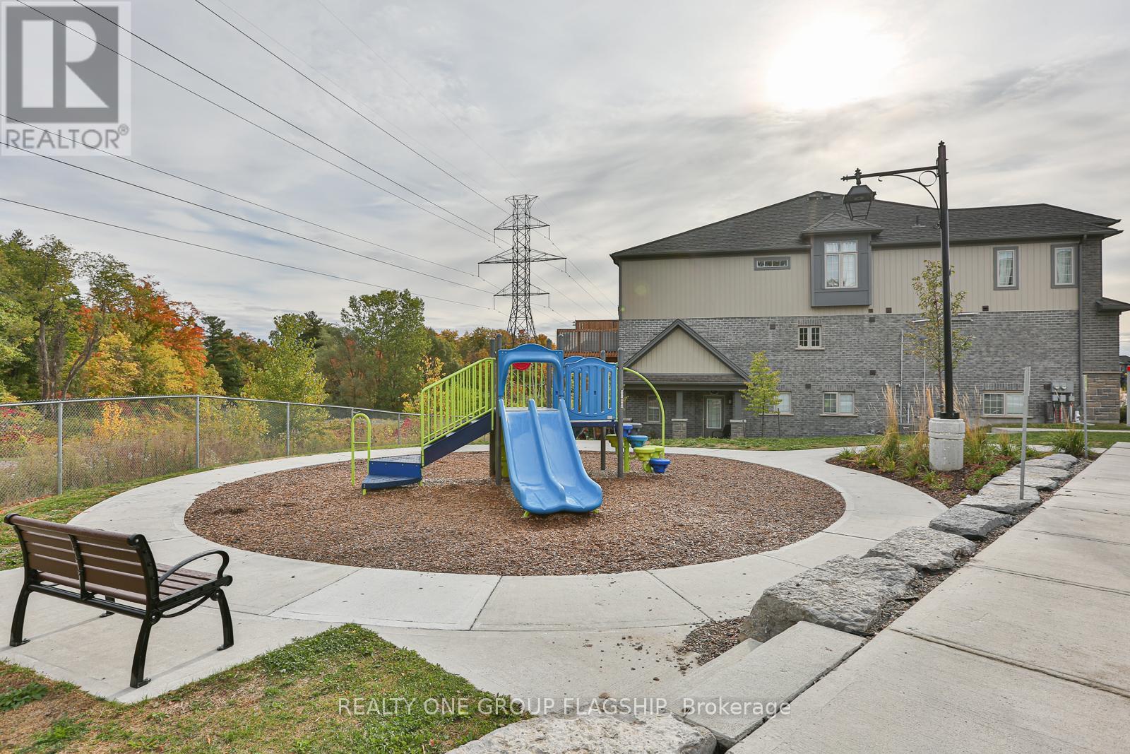 1c - 115 South Creek Drive, Kitchener, Ontario  N2P 0H2 - Photo 3 - X13027946