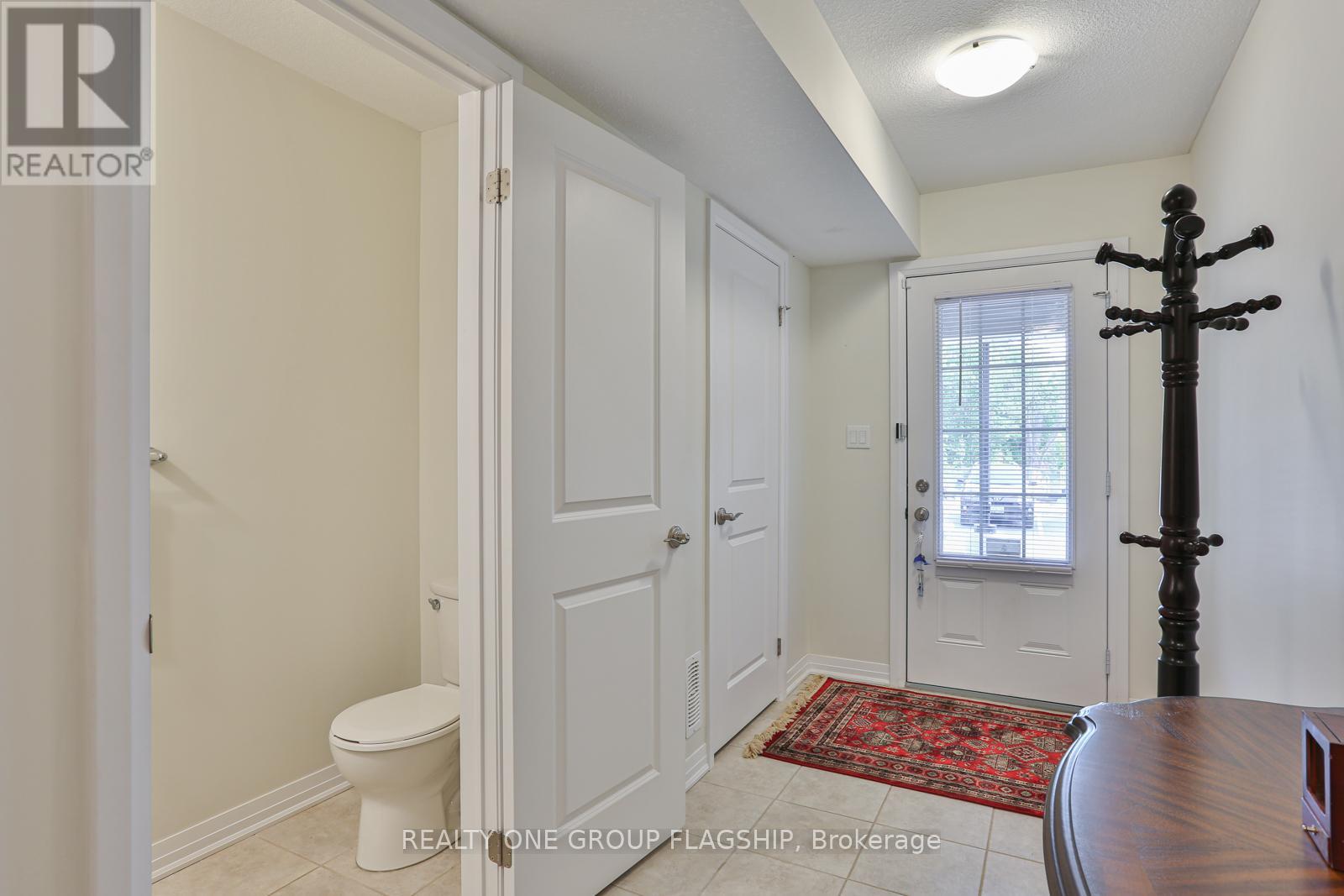 1c - 115 South Creek Drive, Kitchener, Ontario  N2P 0H2 - Photo 4 - X13027946