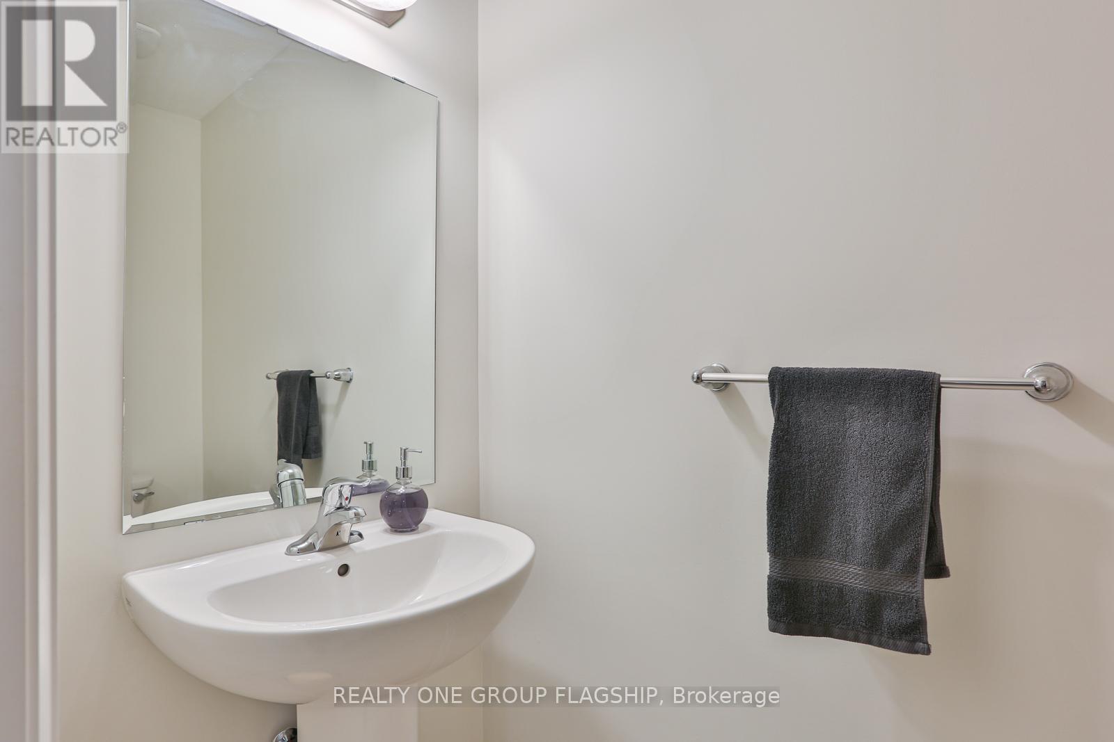 1c - 115 South Creek Drive, Kitchener, Ontario  N2P 0H2 - Photo 5 - X13027946