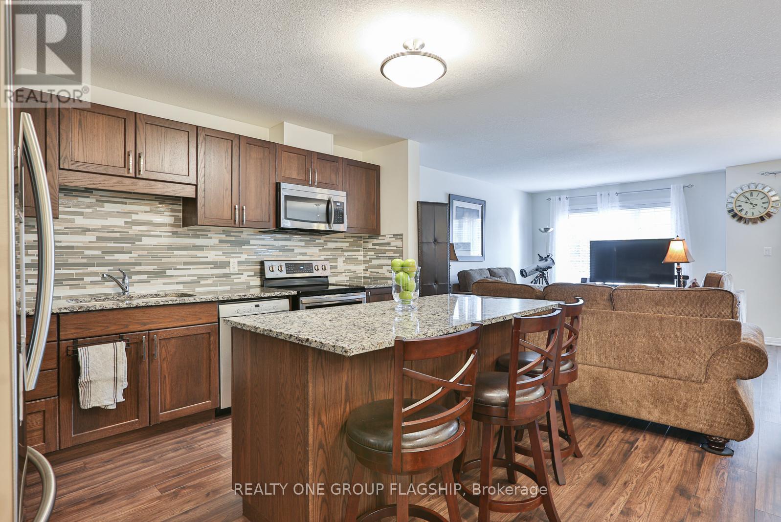 1c - 115 South Creek Drive, Kitchener, Ontario  N2P 0H2 - Photo 7 - X13027946