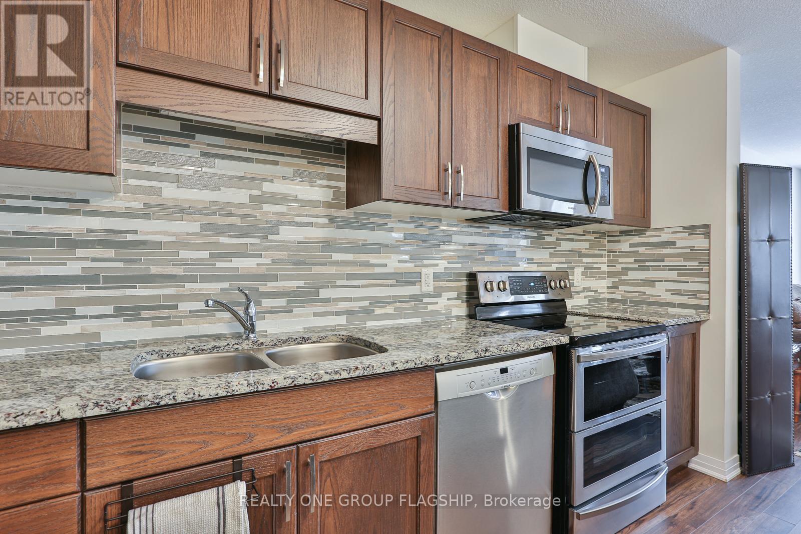 1c - 115 South Creek Drive, Kitchener, Ontario  N2P 0H2 - Photo 9 - X13027946