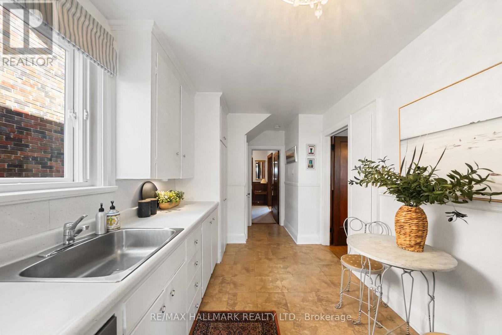 814 Duplex Avenue, Toronto, Ontario  M4R 1W7 - Photo 14 - C13027466