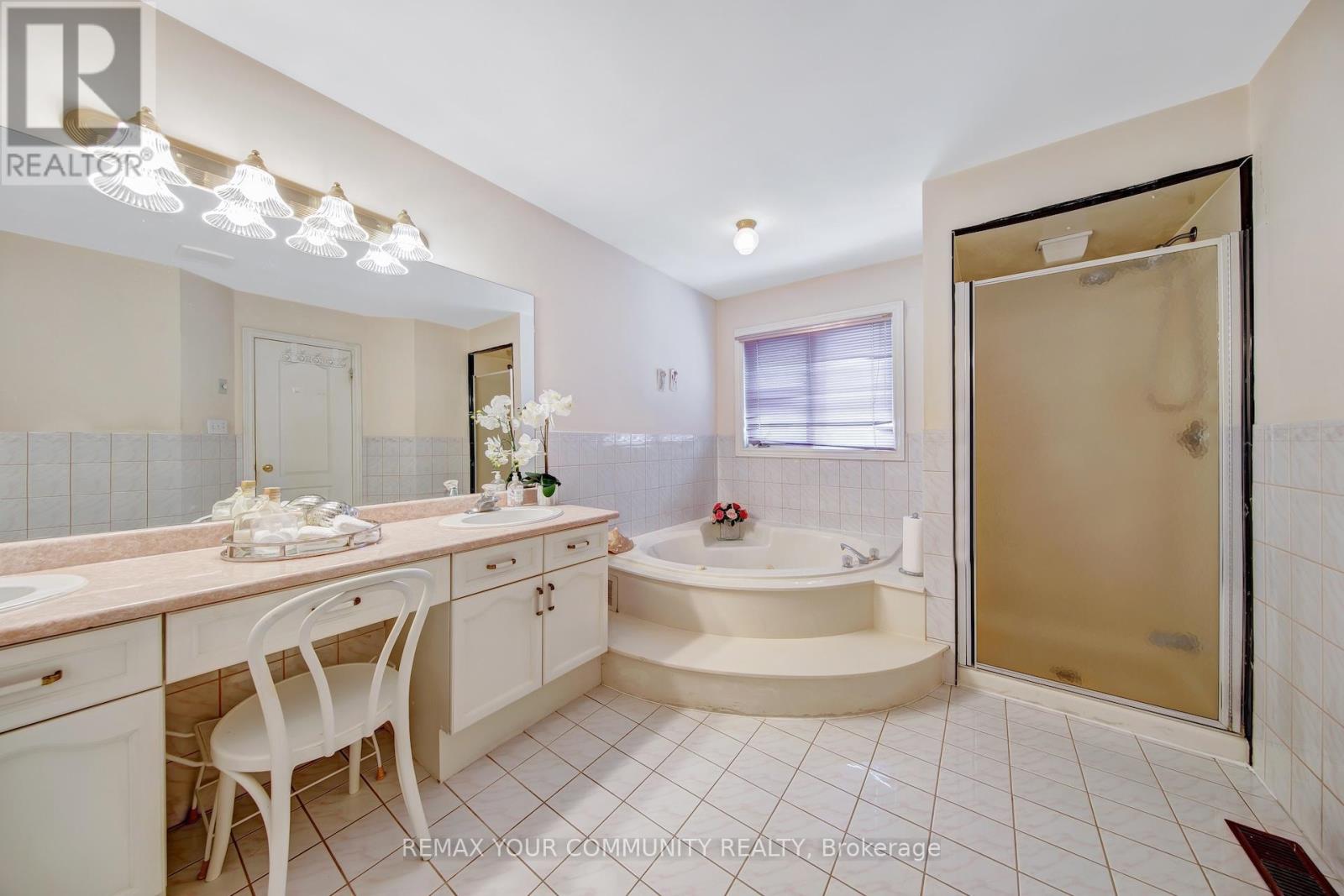 34 Leicester Road, Richmond Hill, Ontario  L4B 3V5 - Photo 27 - N13027764