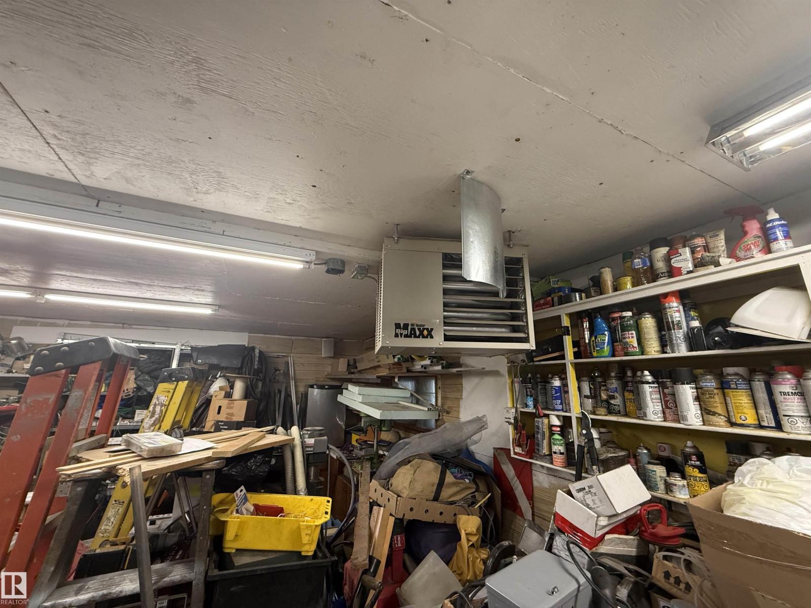 9216 169 St NW, Edmonton, Alberta  T5R 0A8 - Photo 21 - E4483389