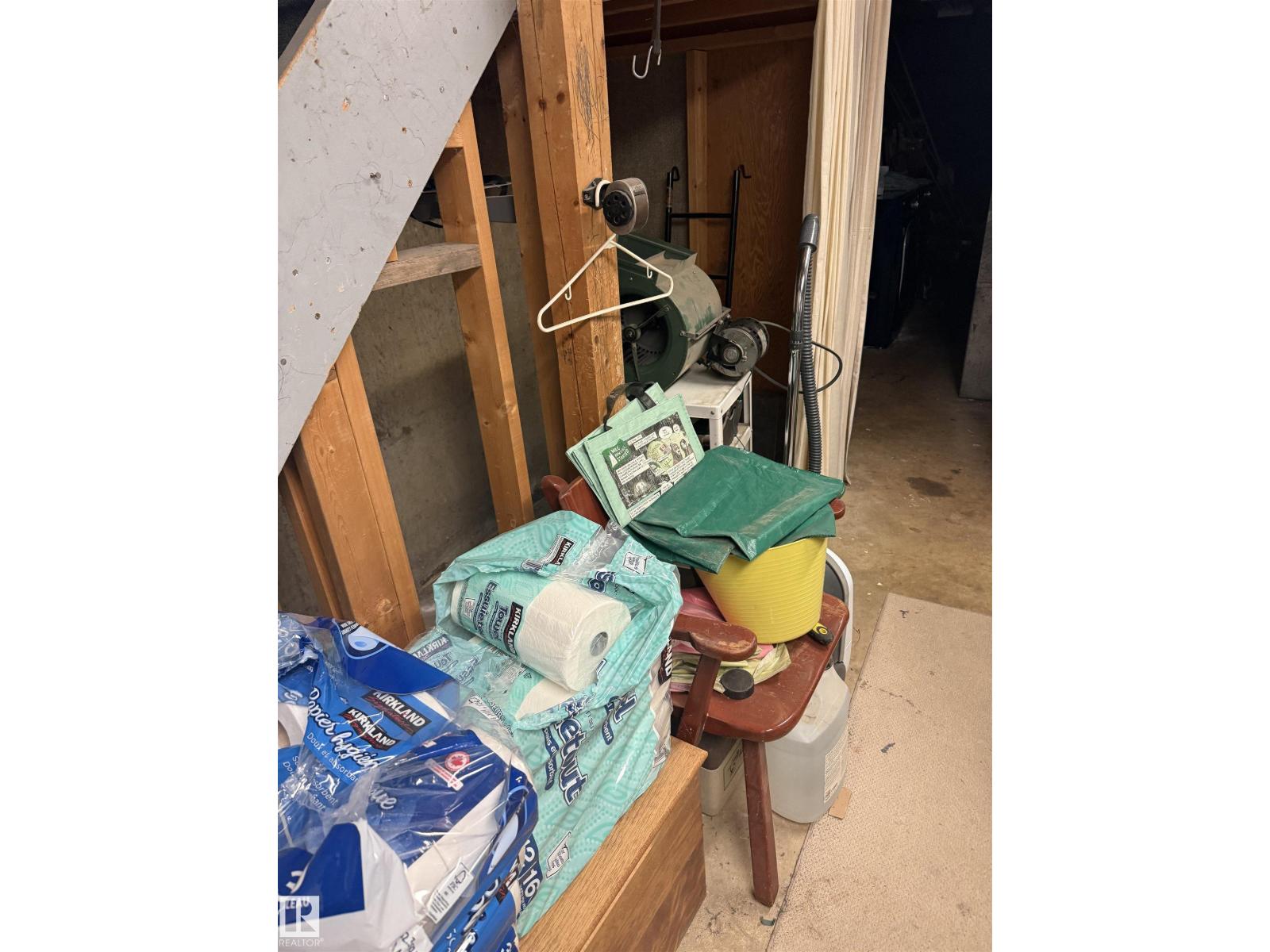 9216 169 St NW, Edmonton, Alberta  T5R 0A8 - Photo 25 - E4483389