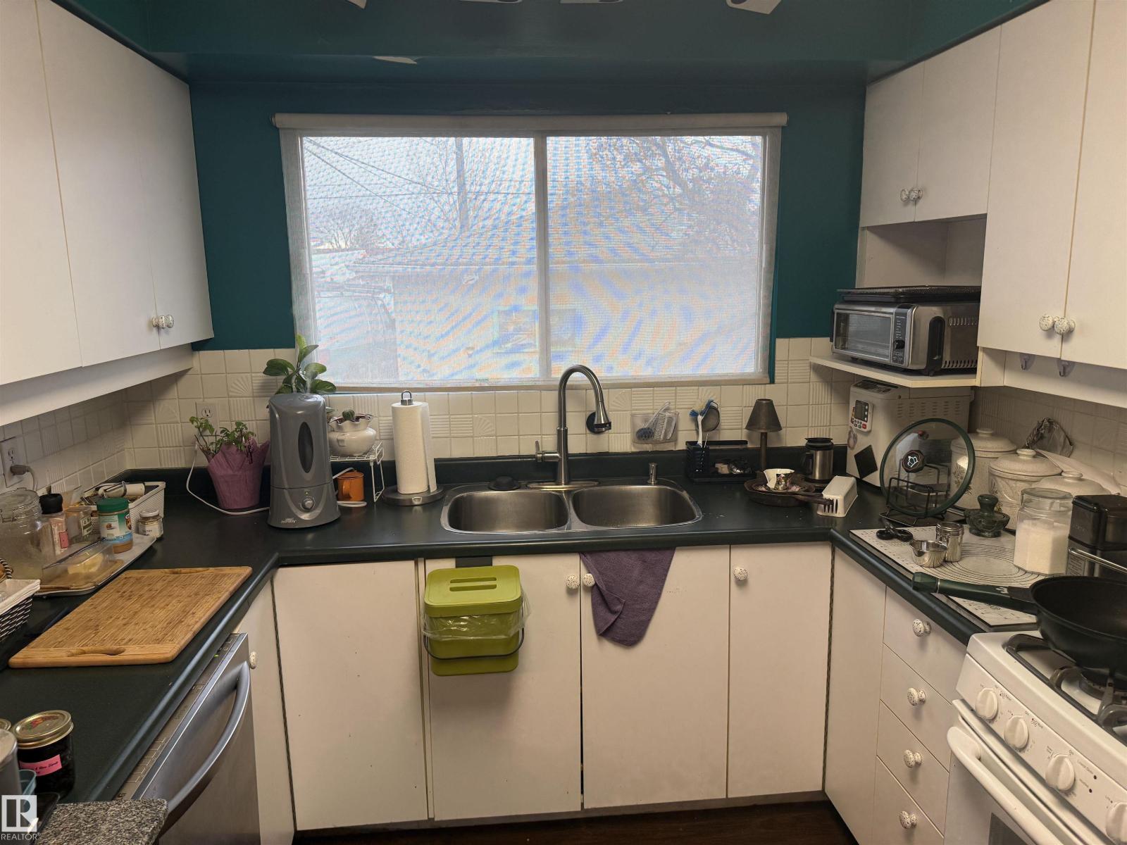 9216 169 St NW, Edmonton, Alberta  T5R 0A8 - Photo 35 - E4483389