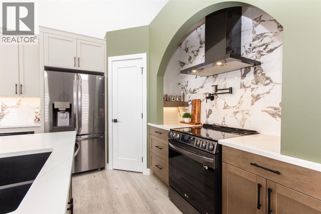 224 Emerald Drive, Red Deer, Alberta  T4P 3E2 - Photo 7 - A2298375