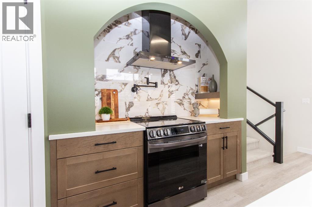 224 Emerald Drive, Red Deer, Alberta  T4P 3E2 - Photo 9 - A2298375