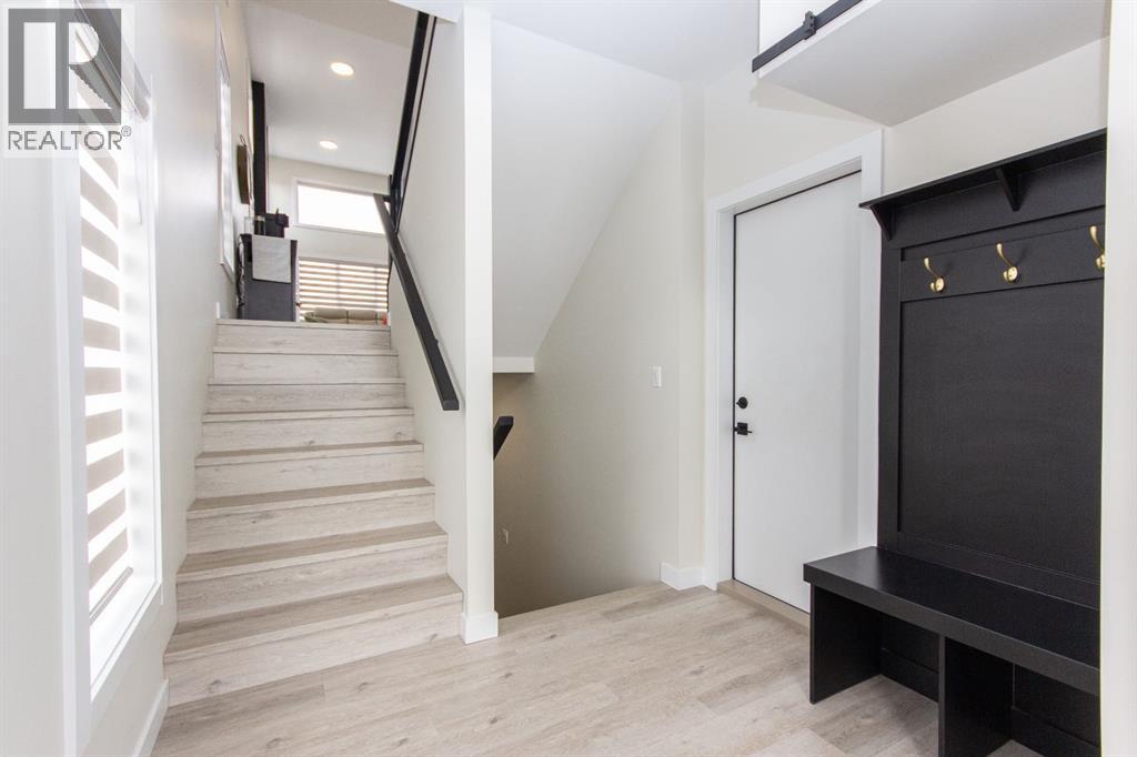 224 Emerald Drive, Red Deer, Alberta  T4P 3E2 - Photo 3 - A2298375