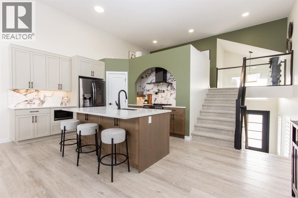 224 Emerald Drive, Red Deer, Alberta  T4P 3E2 - Photo 5 - A2298375