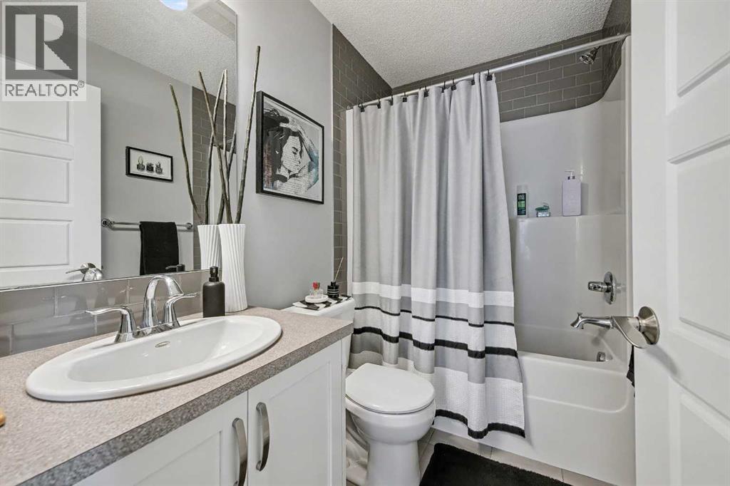 38 Sage Bluff Gate NW, Calgary, Alberta  T3R 0Y9 - Photo 27 - A2297224