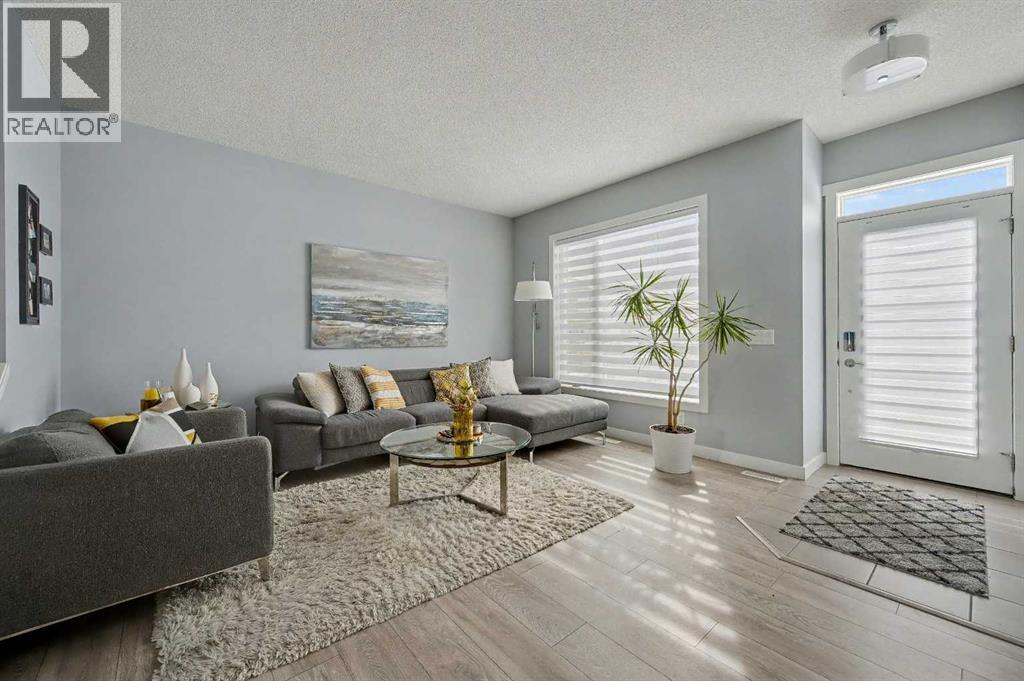 38 Sage Bluff Gate NW, Calgary, Alberta  T3R 0Y9 - Photo 7 - A2297224