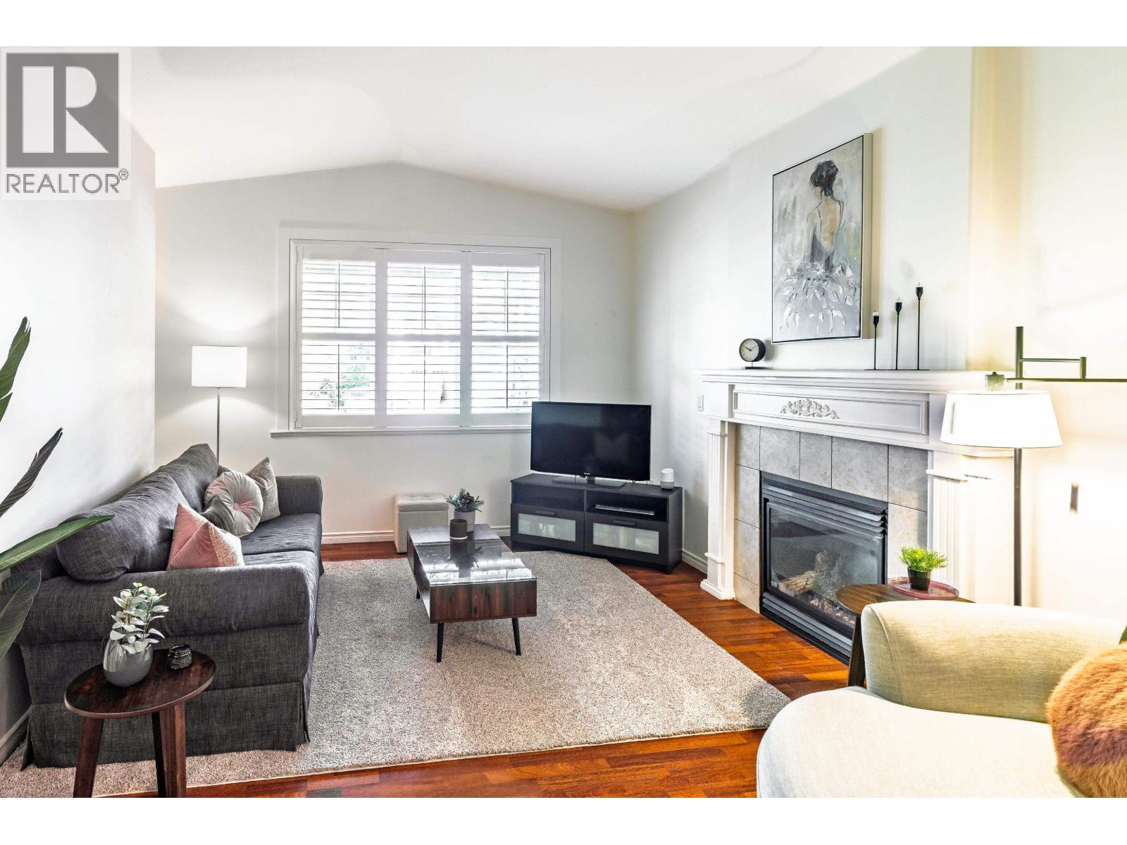 23346 133 Avenue, Maple Ridge, British Columbia  V4R 2W6 - Photo 4 - R3114390