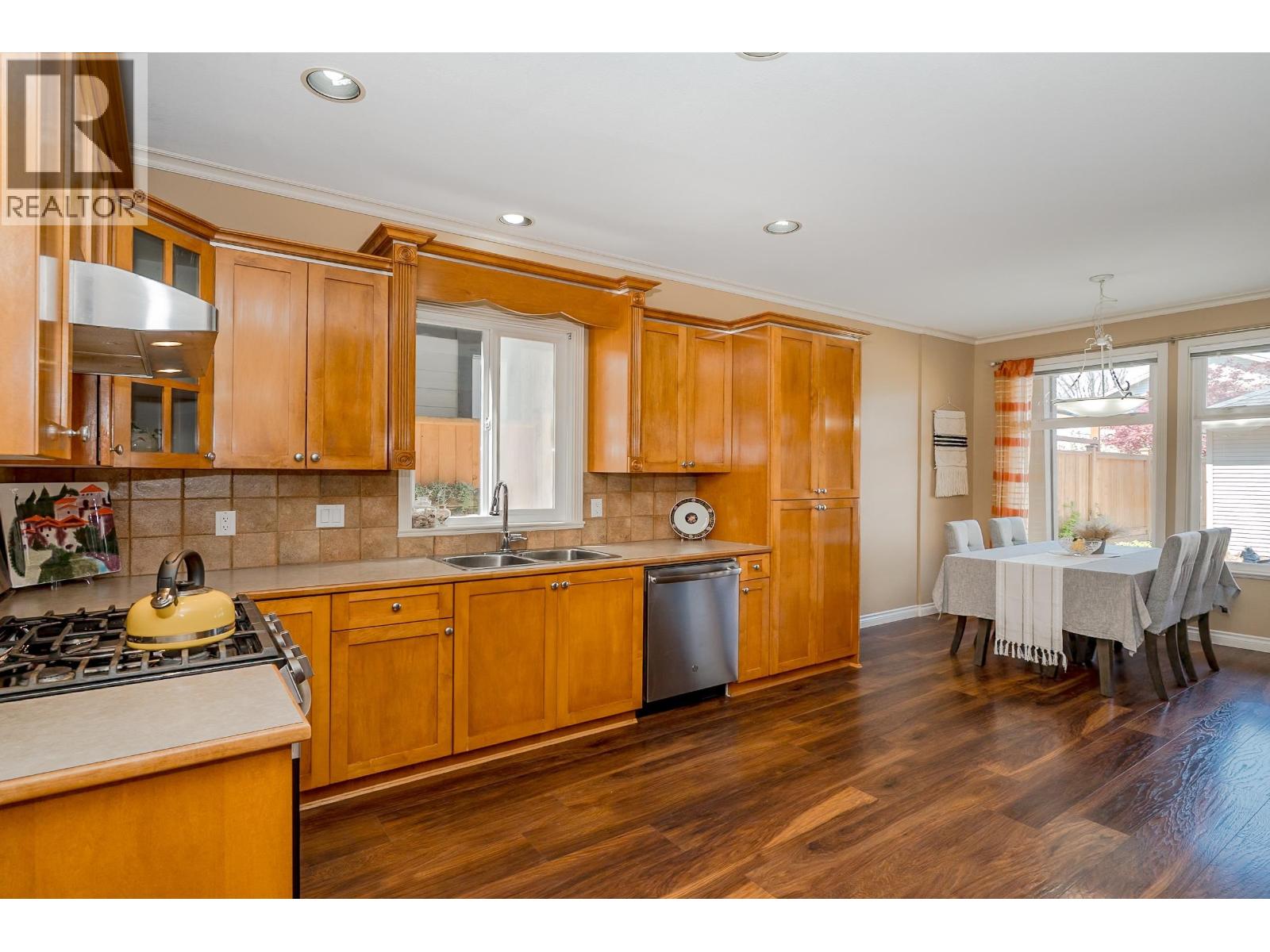 3933 Garry Street, Richmond, British Columbia  V7E 2T7 - Photo 11 - R3113428