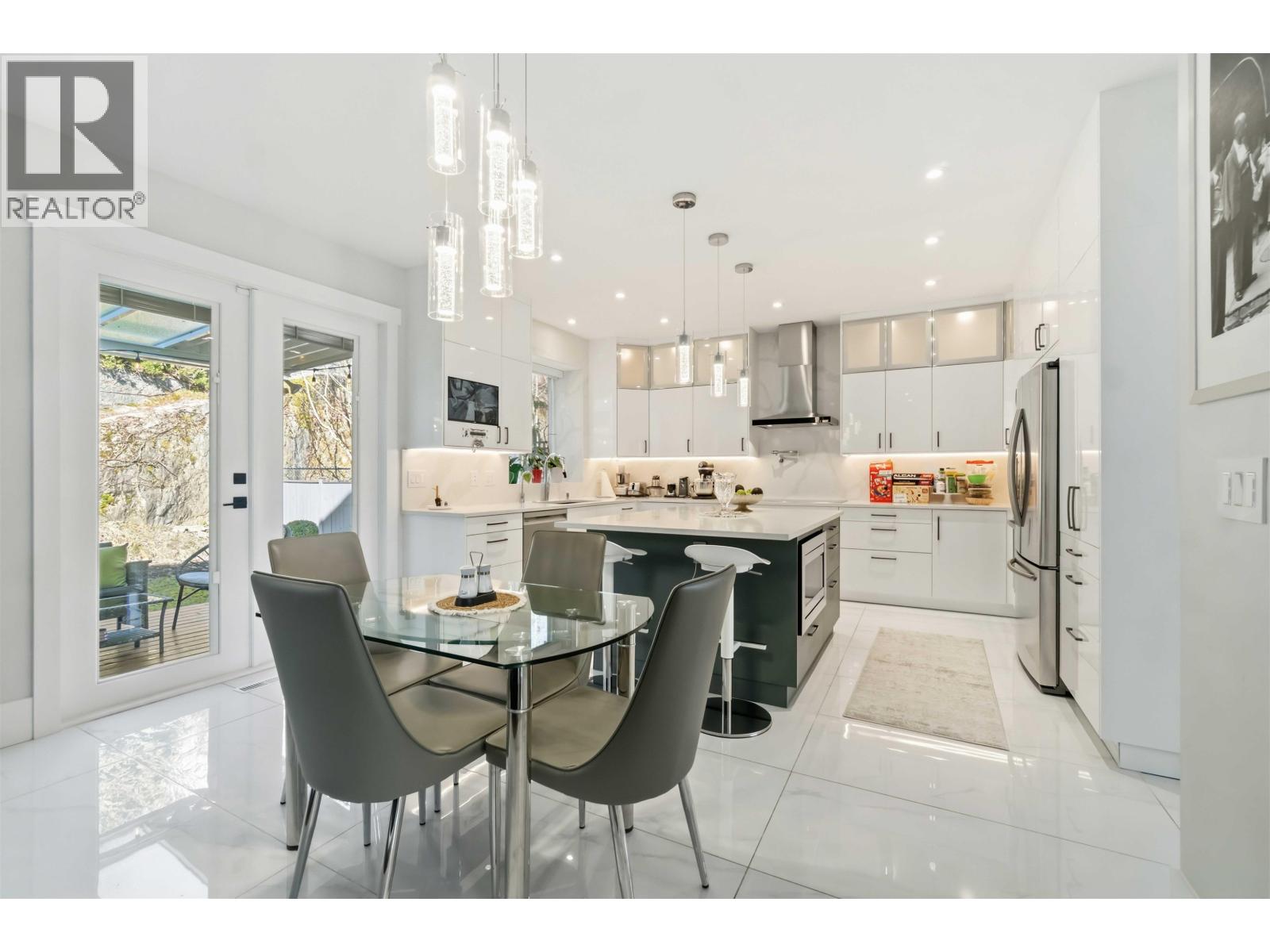 108 Sycamore Drive, Port Moody, British Columbia  V3H 0A8 - Photo 10 - R3114262