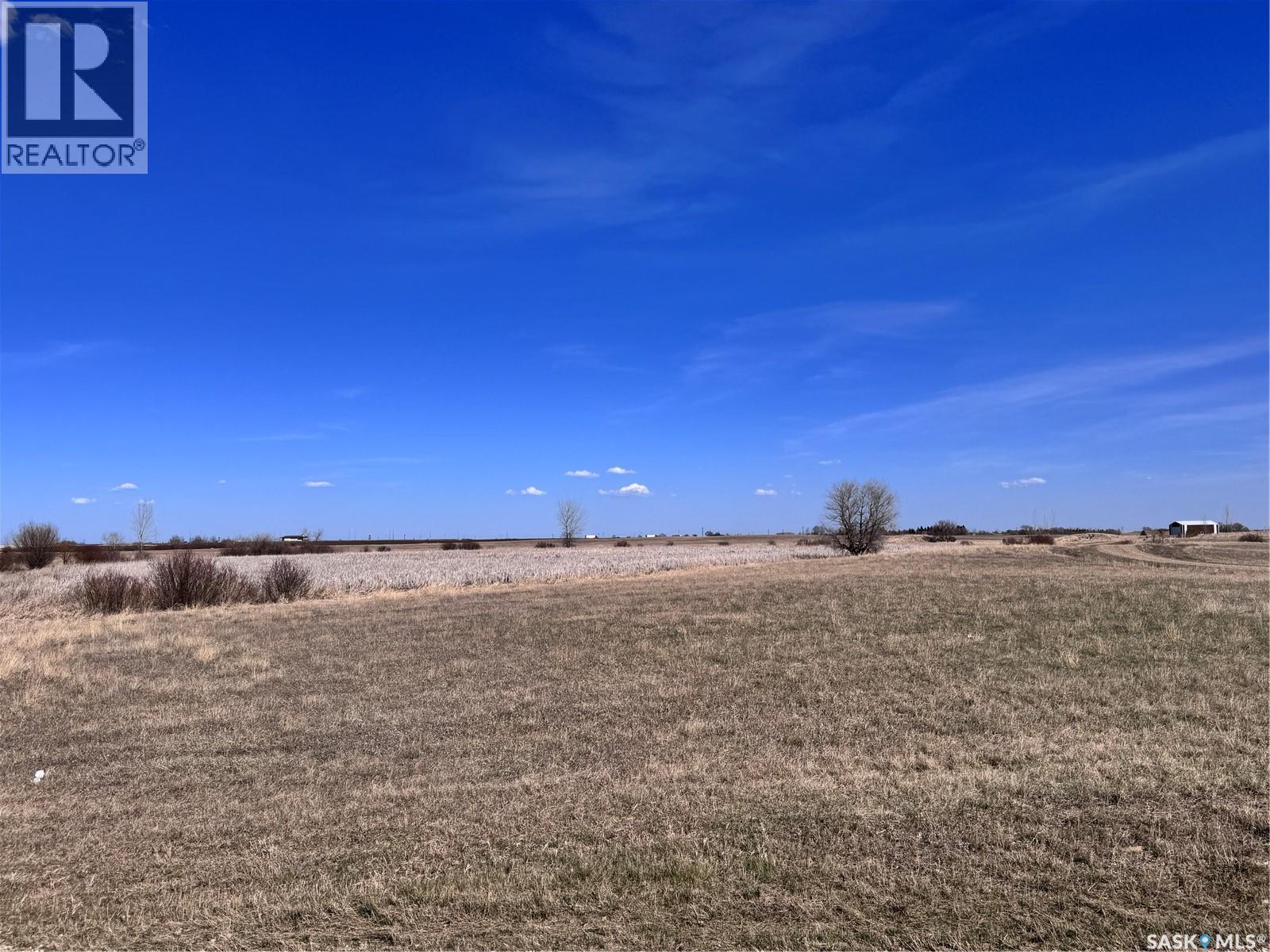 West Estevan 60.11 Acres, Estevan Rm No. 5, Saskatchewan  S4A 2V6 - Photo 2 - SK033467