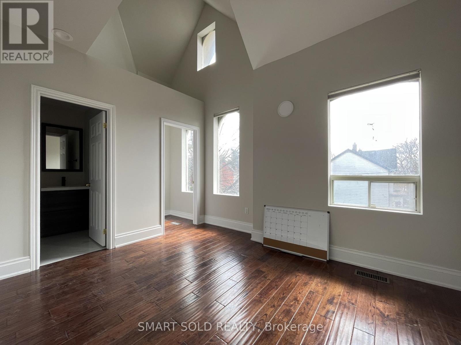 42 Amelia Street, Toronto, Ontario  M4X 1E1 - Photo 16 - C12999356