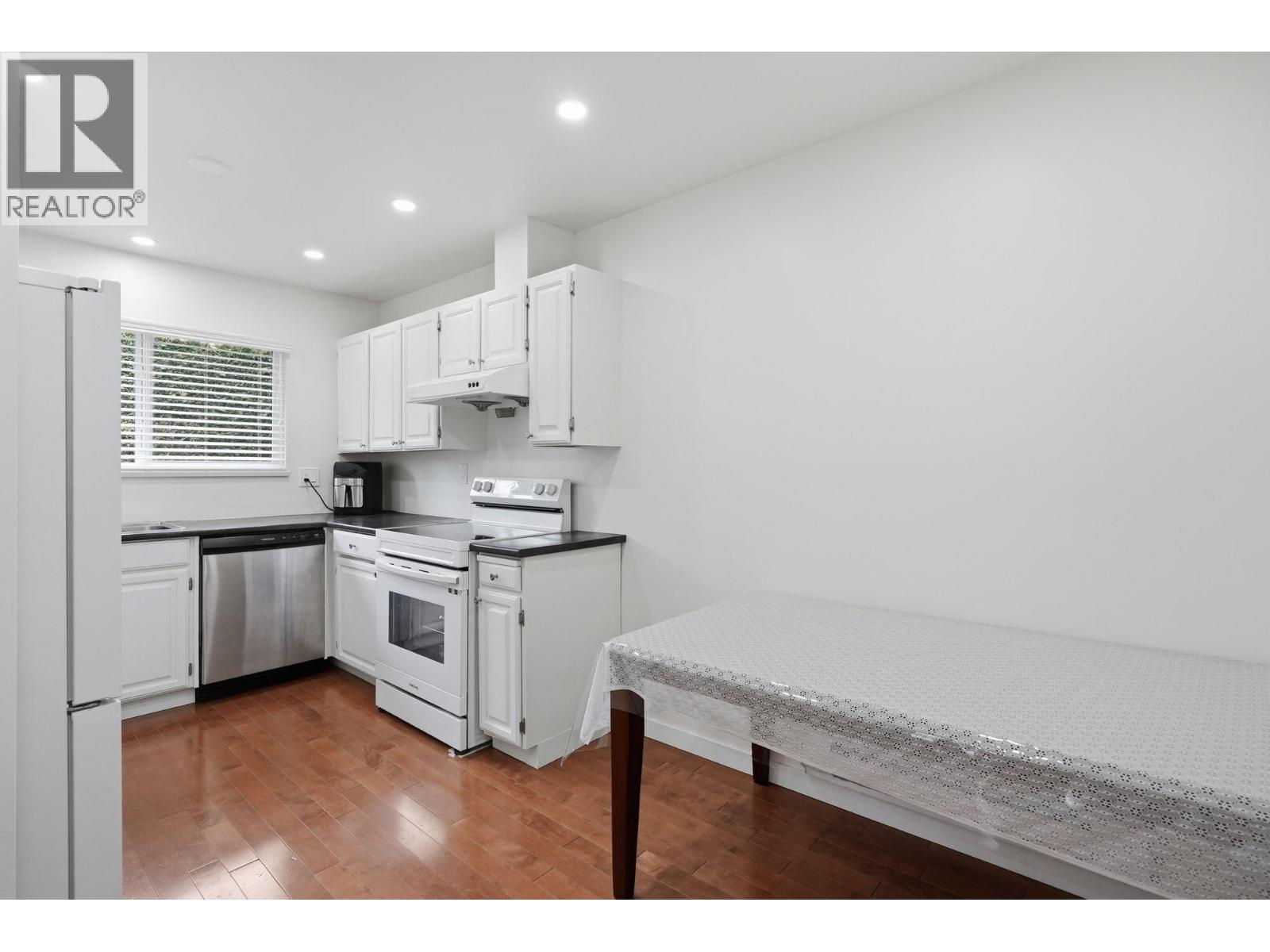 7506 Westbank Place, Vancouver, British Columbia  V5S 3Y6 - Photo 7 - R3114268