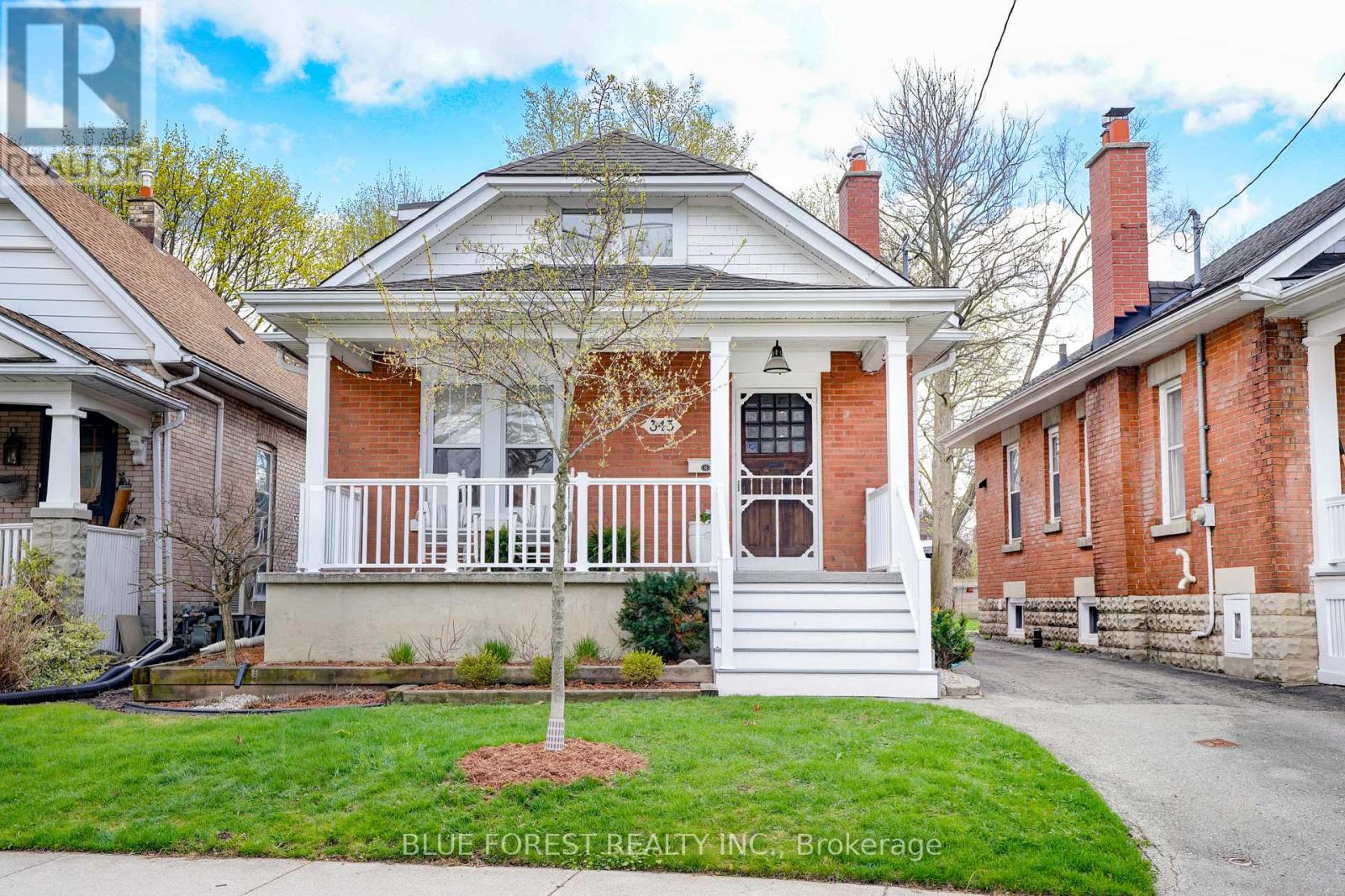 343 EMERY STREET E, London South, Ontario