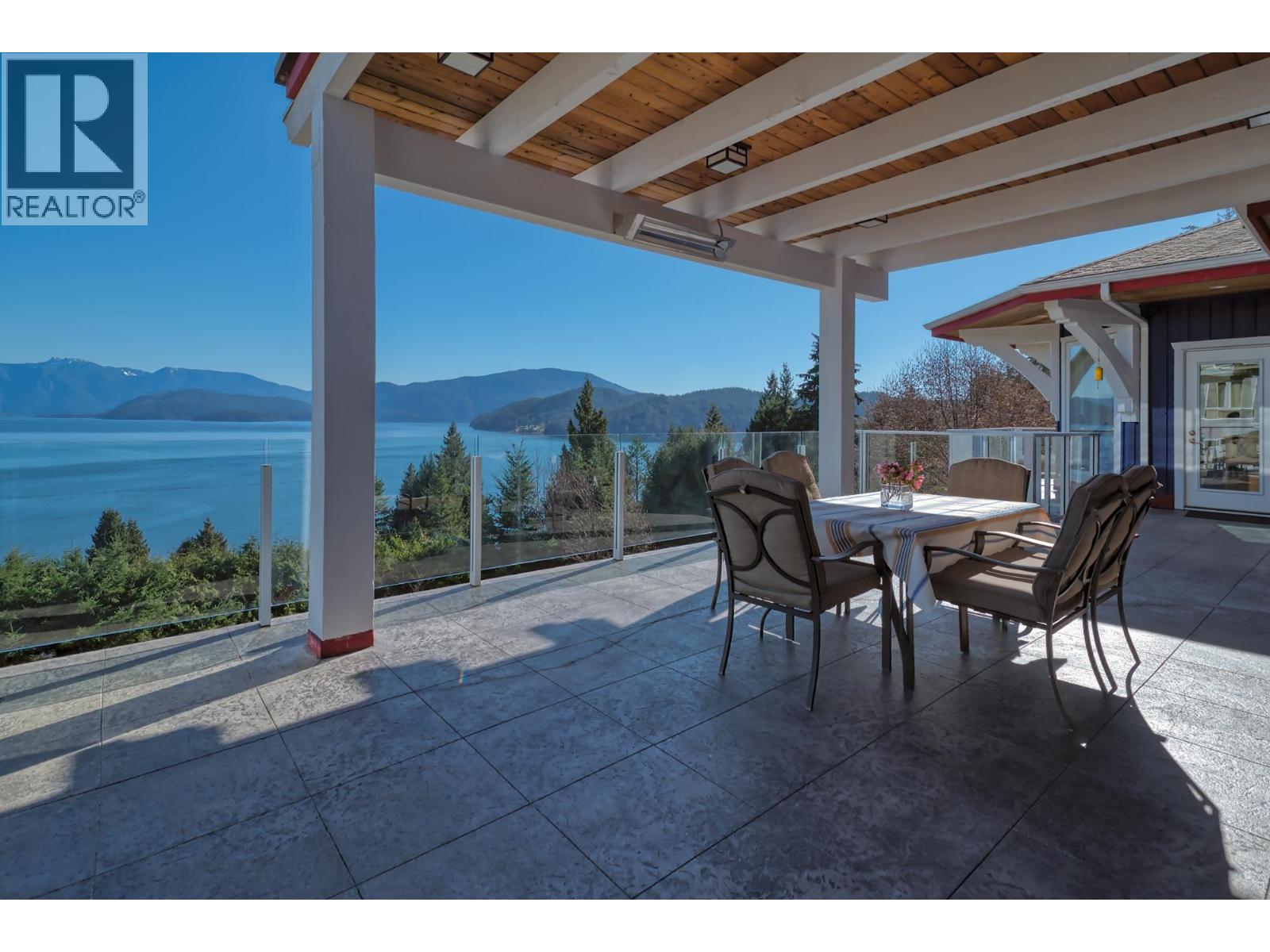 1128 Twin Isle Drive, Gibsons, British Columbia  V0N 1V1 - Photo 4 - R3101875