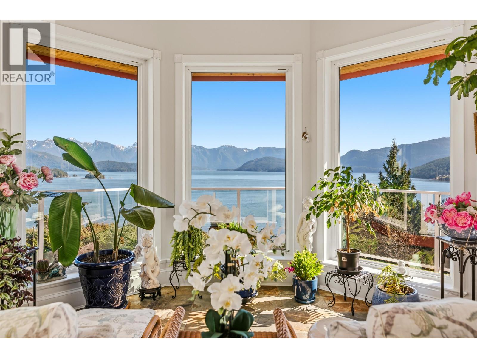 1128 Twin Isle Drive, Gibsons, British Columbia  V0N 1V1 - Photo 8 - R3101875