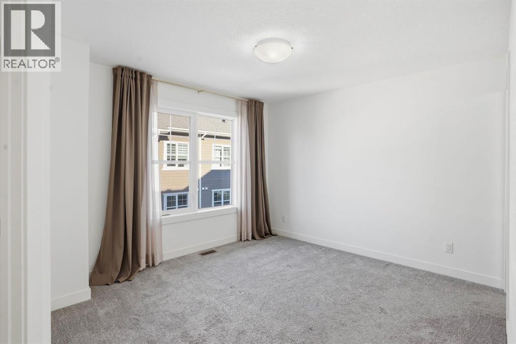 812 Cranbrook Walk SE, Calgary, Alberta  T3M 2V5 - Photo 21 - A2298479