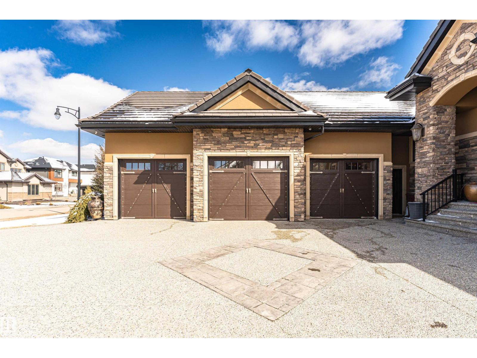 3048 Watson Ld Nw, Edmonton, Alberta  T6W 2G4 - Photo 3 - E4483322