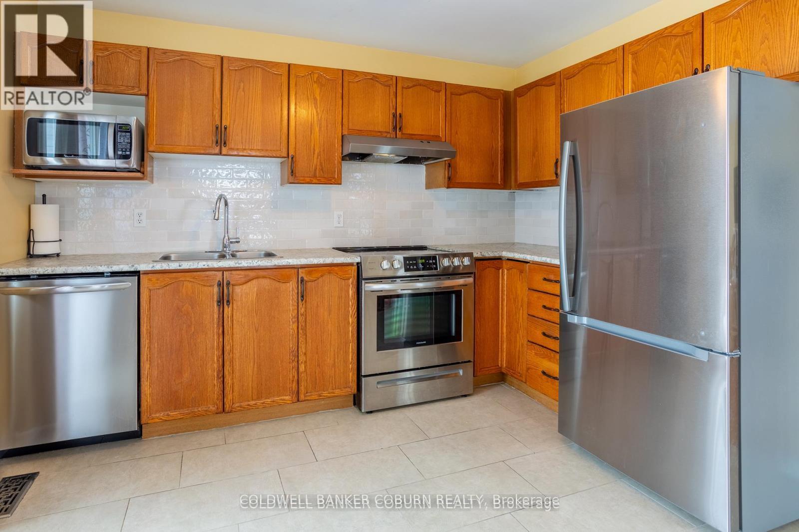 28 Landrigan Street, Arnprior, Ontario  K7S 2S6 - Photo 8 - X13028002