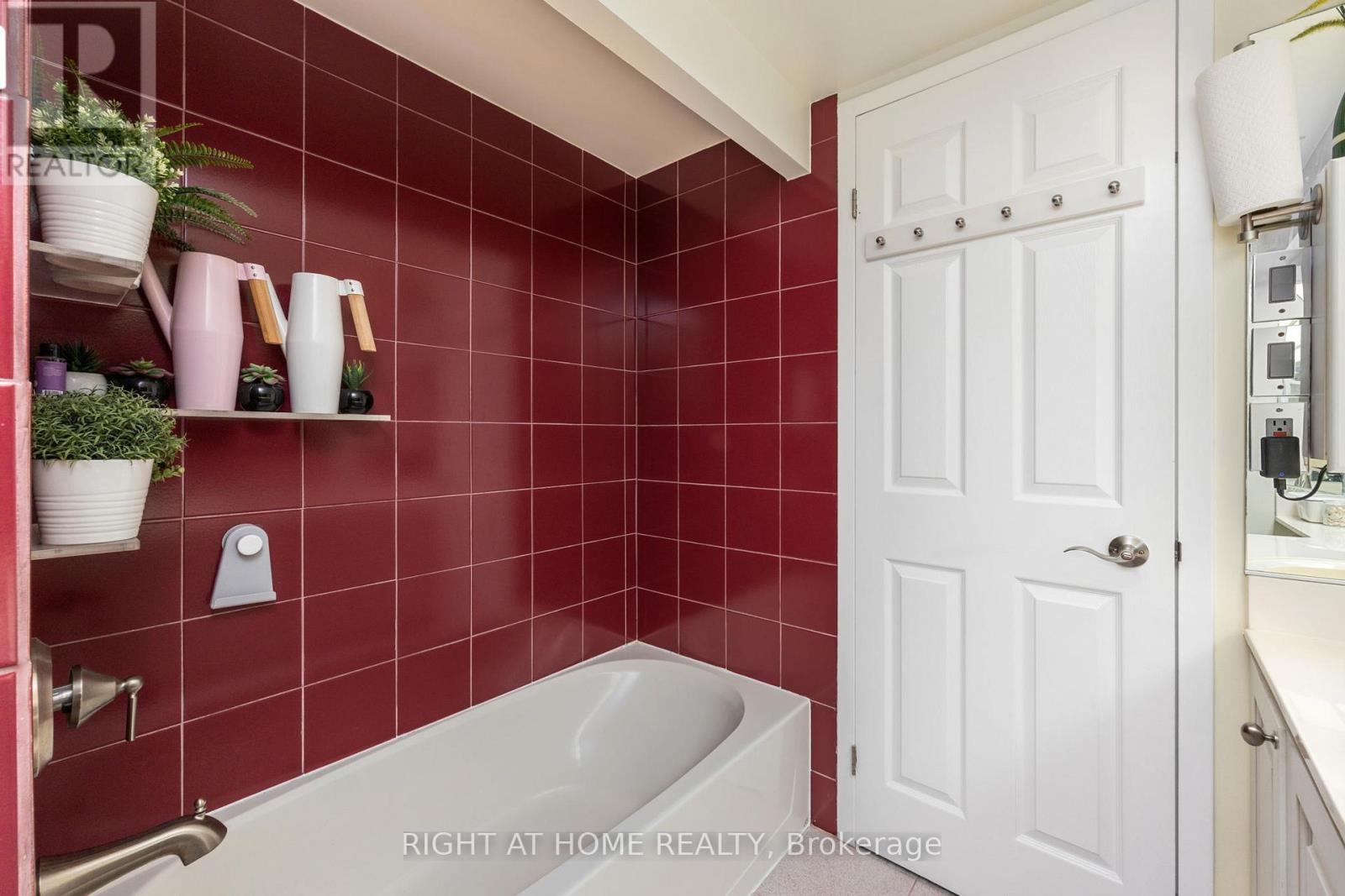 2306 - 77 Harbour Square, Toronto (Waterfront Communities), Ontario  M5J 2S2 - Photo 20 - C13027980