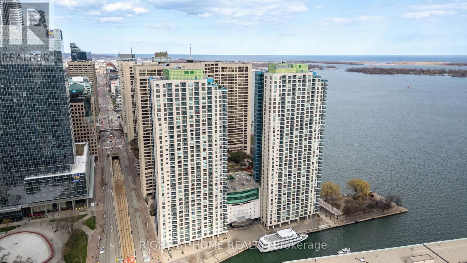 2306 - 77 Harbour Square, Toronto (Waterfront Communities), Ontario  M5J 2S2 - Photo 38 - C13027980