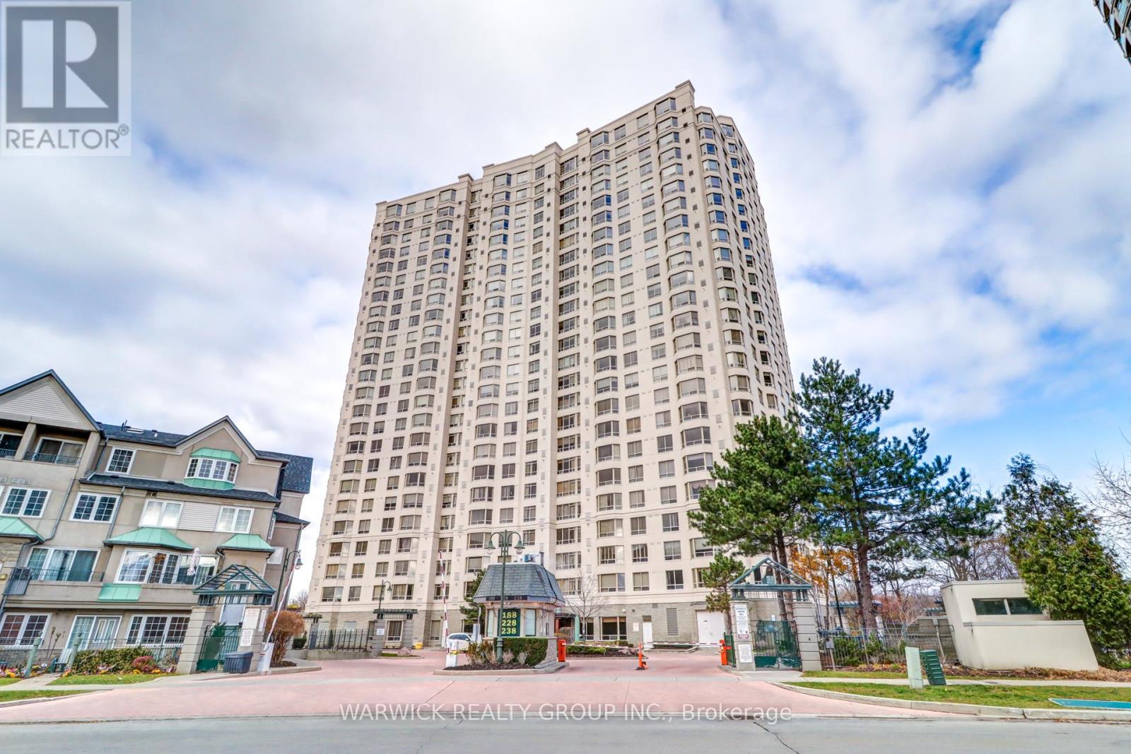 102 - 228 BONIS AVENUE, Toronto, Ontario