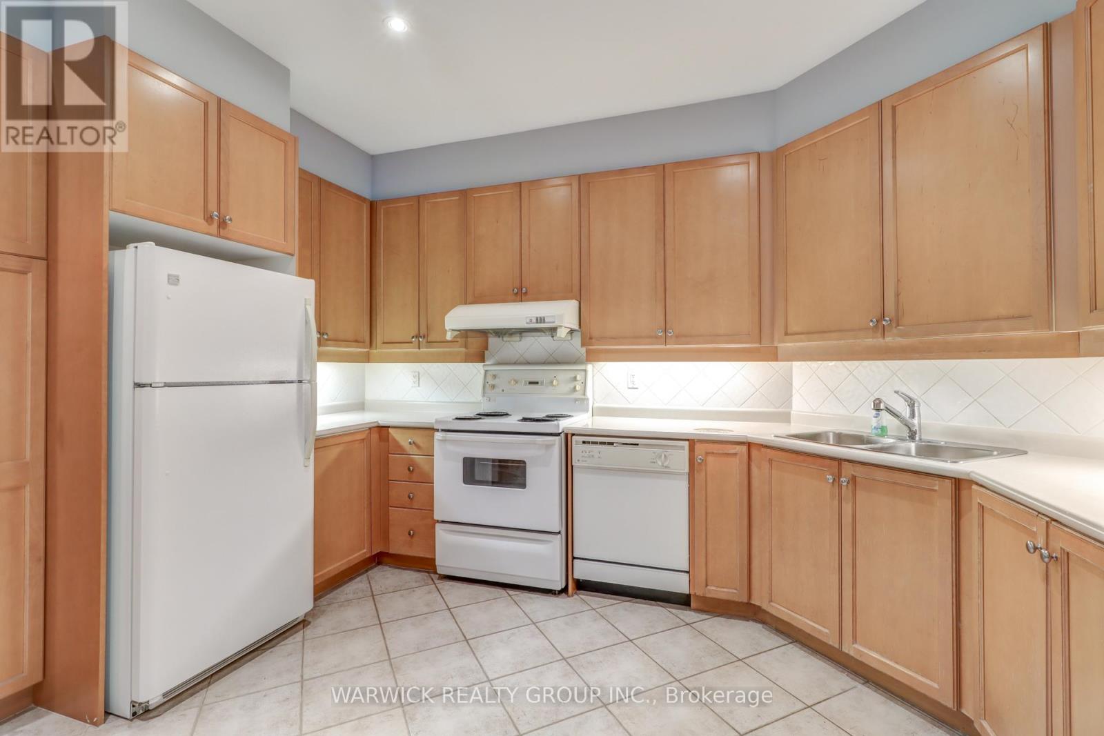 102 - 228 Bonis Avenue, Toronto, Ontario  M1T 3W4 - Photo 5 - E13027954