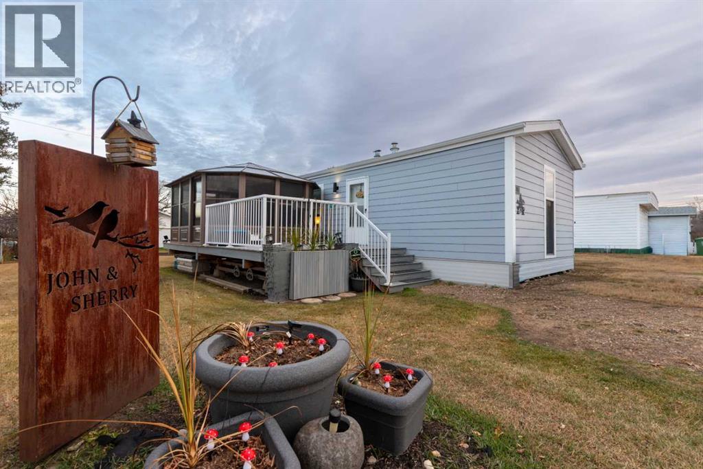 207 2 Street E, Lashburn, Saskatchewan  S0M 1H0 - Photo 17 - A2269067