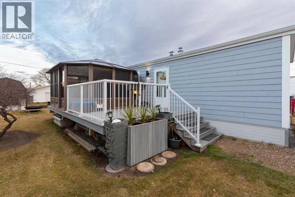 207 2 Street E, Lashburn, Saskatchewan  S0M 1H0 - Photo 18 - A2269067