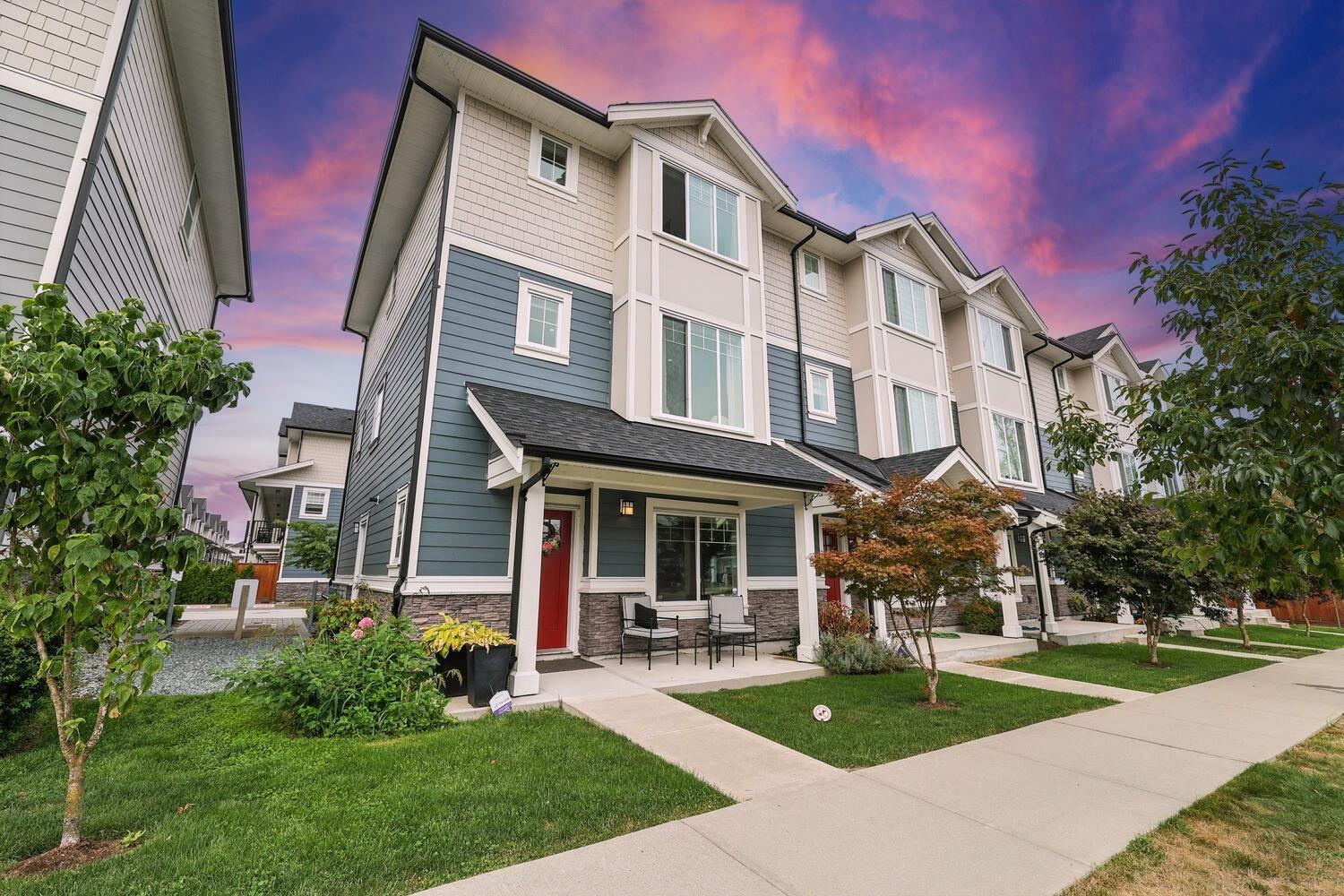 40 19501 74 Avenue, Surrey, British Columbia  V4N 6V7 - Photo 1 - R3114341