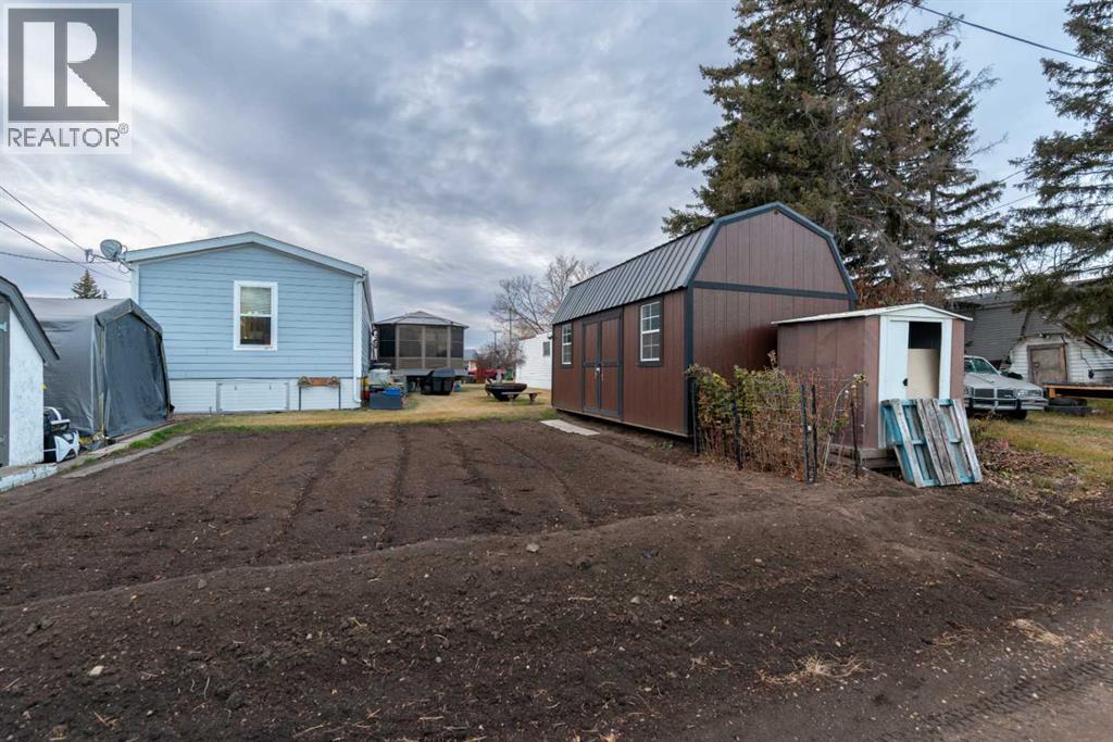207 2 Street E, Lashburn, Saskatchewan  S0M 1H0 - Photo 25 - A2269067