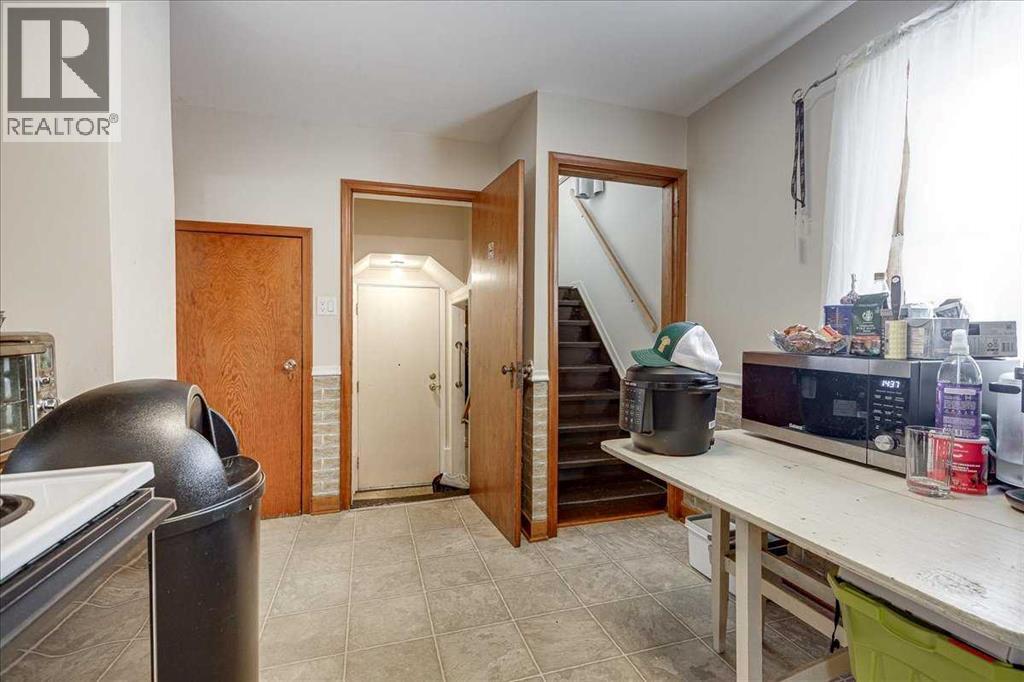 3912 55 Avenue, Red Deer, Alberta  T4N 4N4 - Photo 15 - A2293035