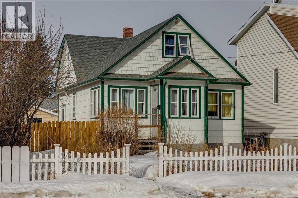 3912 55 Avenue, Red Deer, Alberta