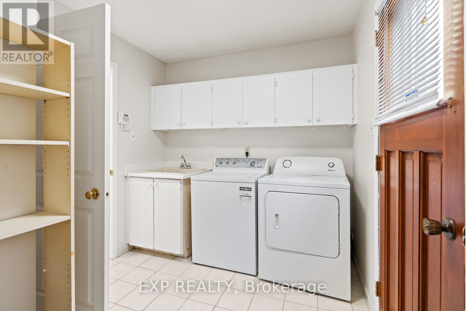 Main - 61 Dundee Crescent, Markham, Ontario  L3R 8Y9 - Photo 16 - N13028018