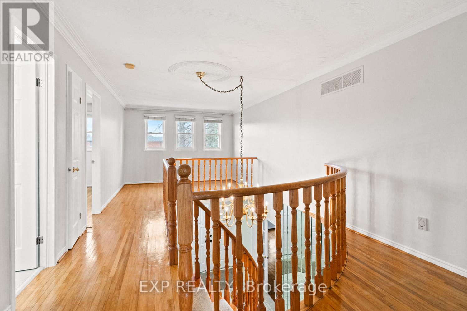 Main - 61 Dundee Crescent, Markham, Ontario  L3R 8Y9 - Photo 17 - N13028018