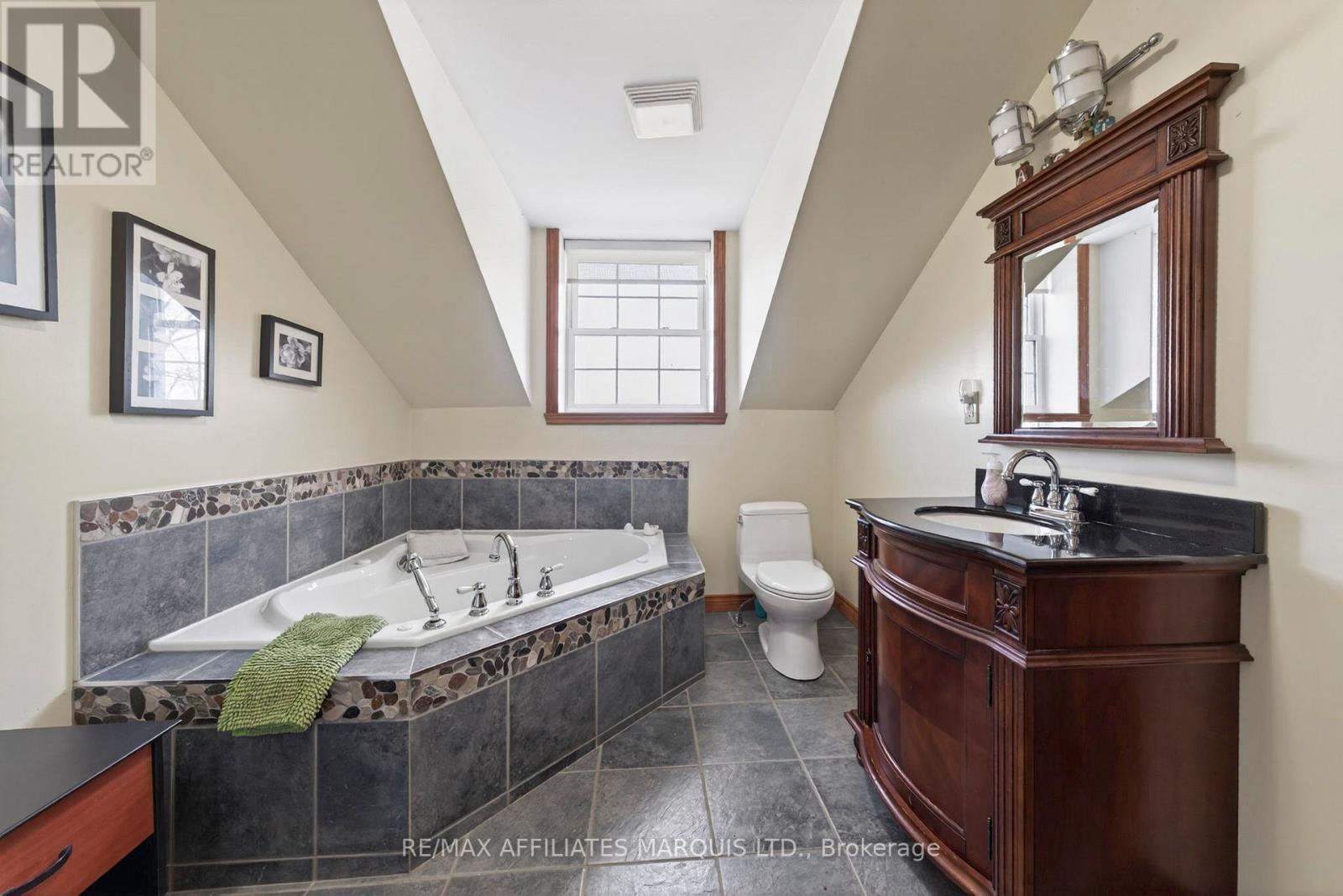 18604 Mcgillivray Road, South Glengarry, Ontario  K0C 1S0 - Photo 33 - X13027984