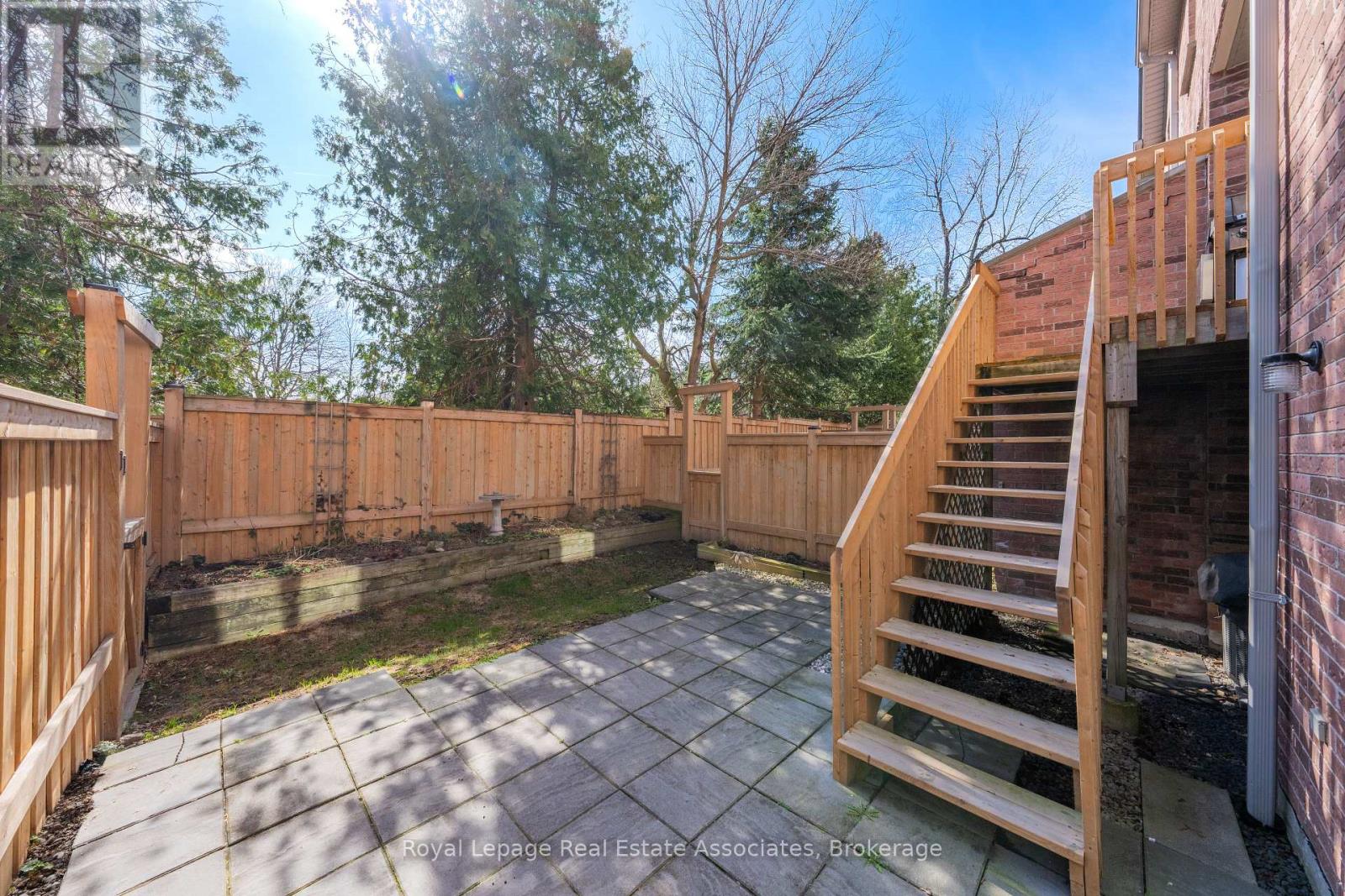 10 - 76 River Drive, Halton Hills, Ontario  L7G 2J2 - Photo 35 - W13027970