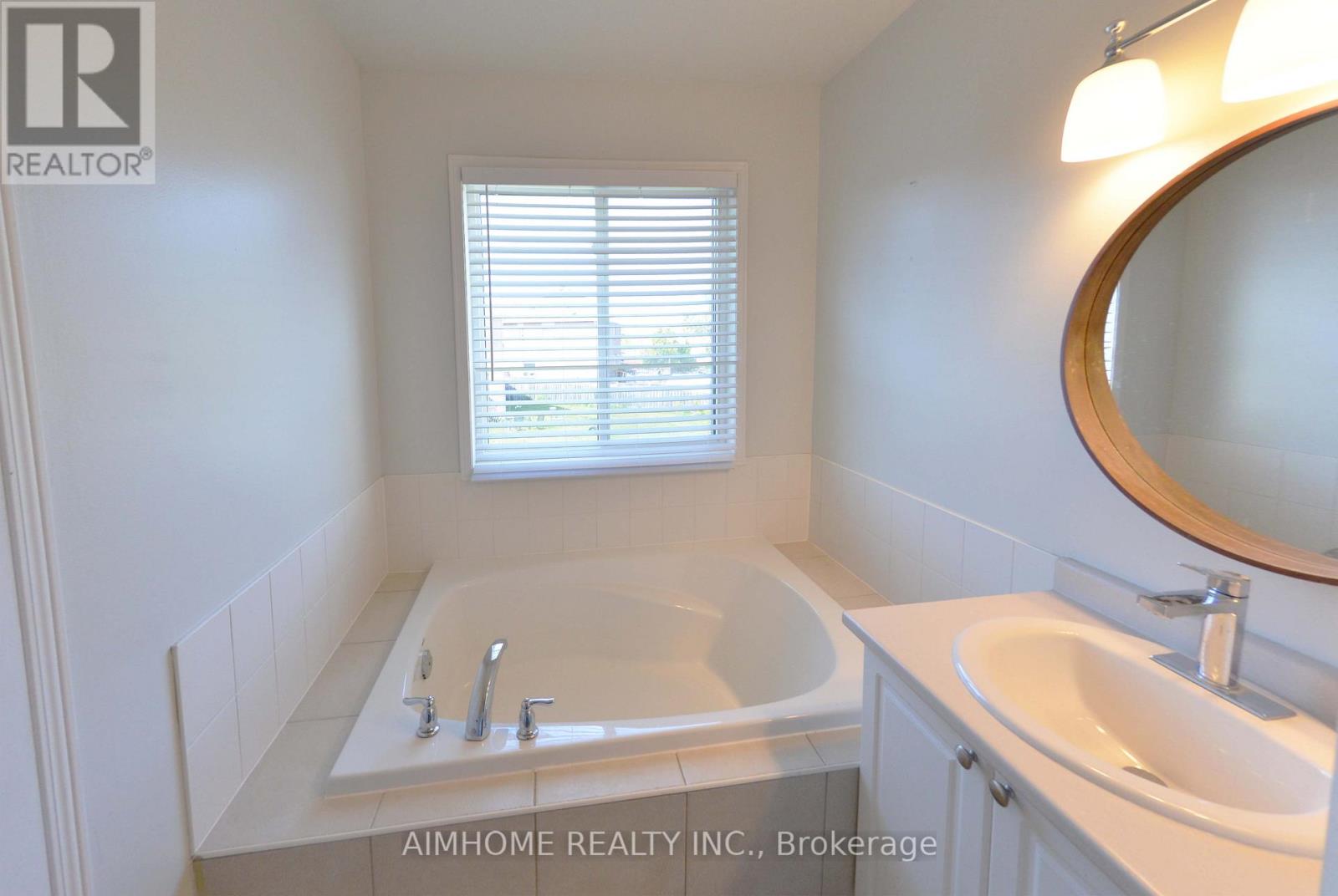 977 Kennedy Circle N, Milton, Ontario  L9T 0C6 - Photo 16 - W13027972