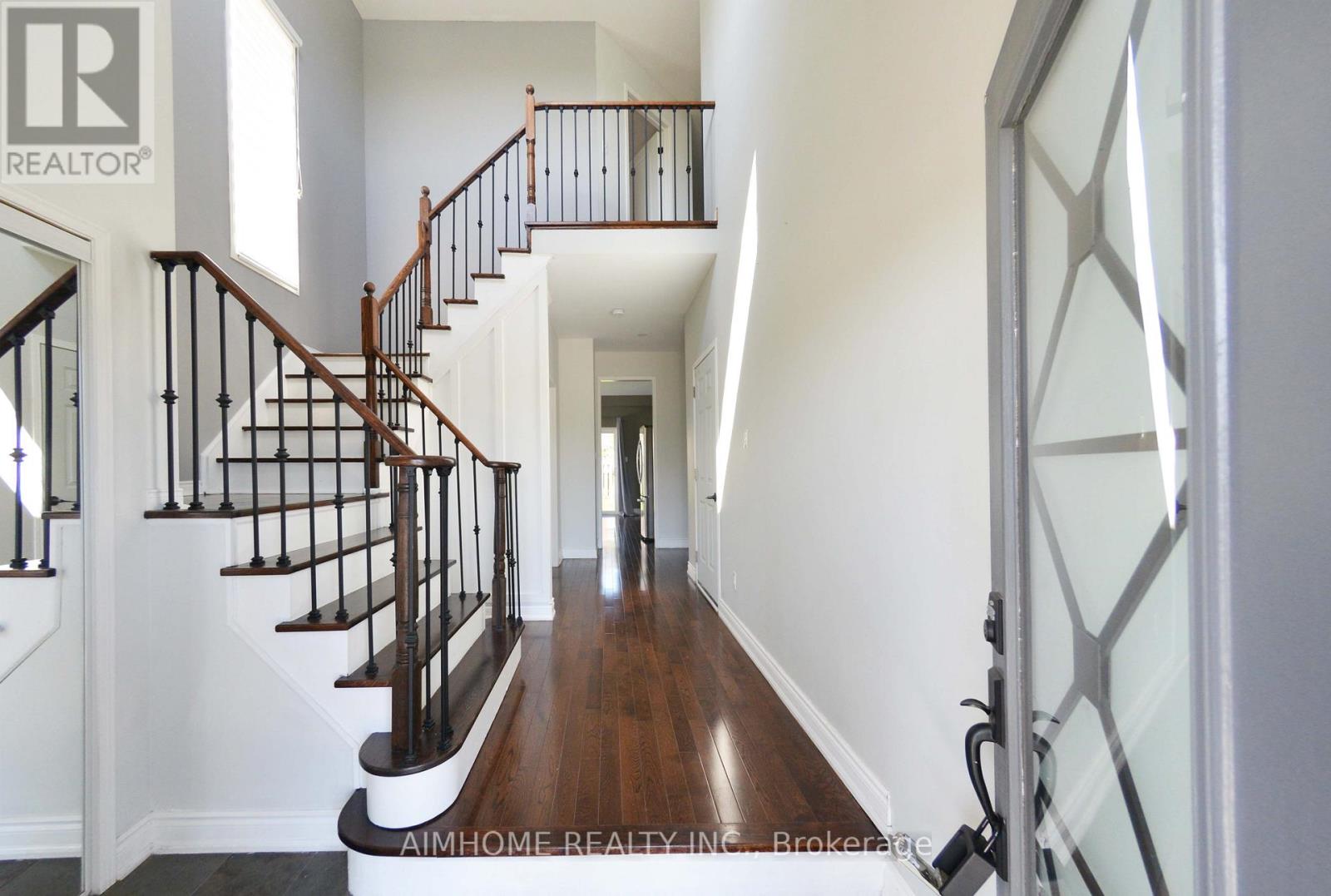 977 Kennedy Circle N, Milton, Ontario  L9T 0C6 - Photo 2 - W13027972